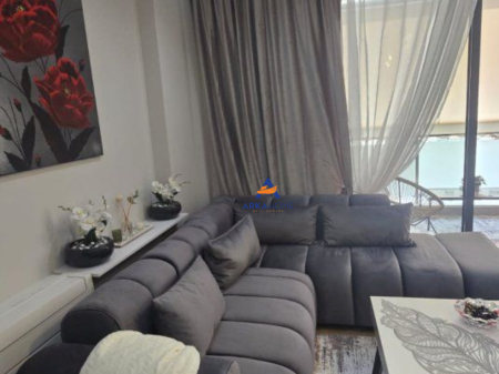 JEPET ME QERA APARTAMENT 2+1+BALLKON "TE RESIDENCA ALBA,ISH PARKU I AUTOBUZAVE" 800 EURO