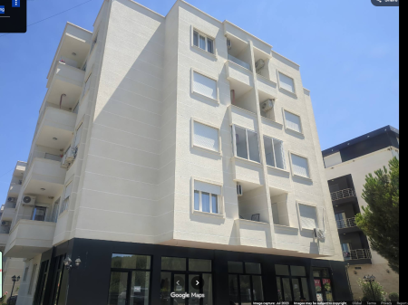 Shitet apartament 1+1 tek Gjiri Lalzit   