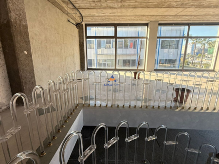 EDIFICIO COMMERCIALE IN AFFITTO 3000M2 "LUNGO LA STRADA AUTOSTRADA TIRANA-DURRES" 13000 EURO
