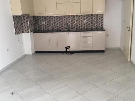 OFFICE FOR RENT 90 M2 DON BOSKO 500 EURO
