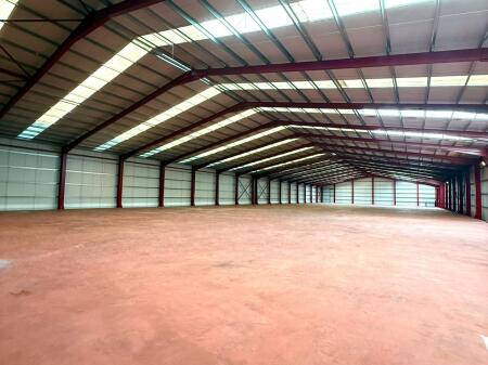 Jepet me Qira Kapanon – Kati i 2-të, 1500 m² – Vaqarr