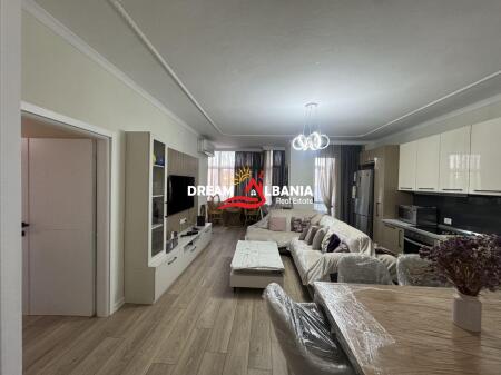 Apartment 3+1+2wc for rent near the District Court in Tirana (ID 4231477 )