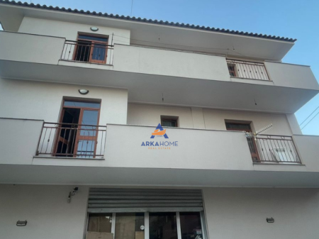 VILLA SU TRE PIANI 330M2 IN VENDITA "VIA ANDROKLI KOSTALLARI, DON BOSCO" (PREZZO SU RICHIESTA)