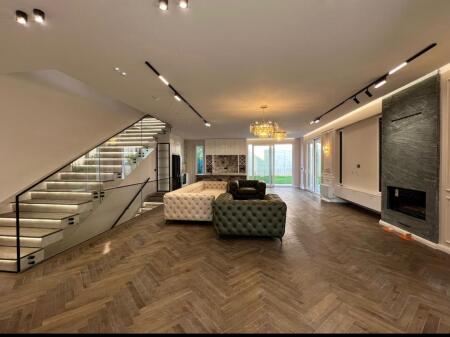 Villa for RentTEG