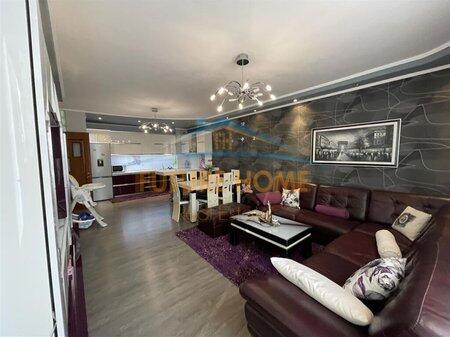 Shitet, Apartament 2+1, Misto Mame