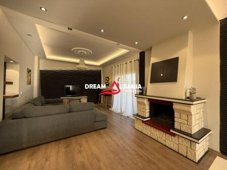 Godine 4 kateshe per HOTEL prane Spitalit Amerikan 2, Tirane (ID 4251380)