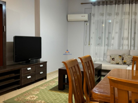 APPARTAMENTO IN AFFITTO 2+1+BALCONE "COMUNE DI PARIGI" 750 EURO