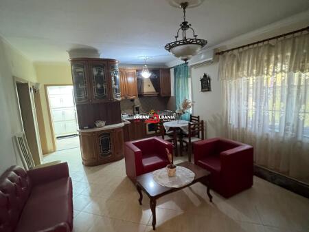 Apartament 3+1+2 me qera ne Bllok prane Shtepise Ofertave, Tirane (ID 4231470)