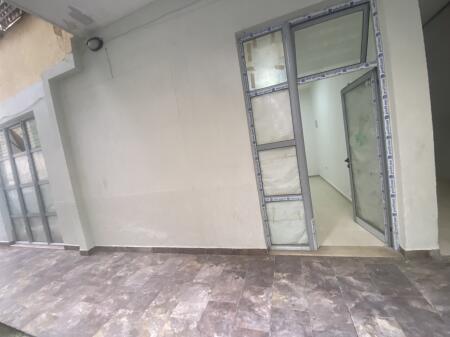 Business premises for rent, 350 euros dry lake