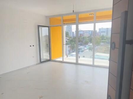 Apartament 2+1 shitje,Bulevardi Ri!