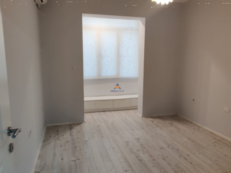 APPARTAMENTO IN AFFITTO PER UFFICIO 110M2 "KRYQEZIMI I 21 DHJETORIT" 800 EURO