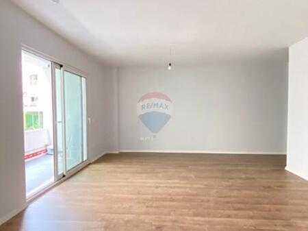 SHITET, APARTAMENT 2+1, FRESKU.  ID: 530581007-74