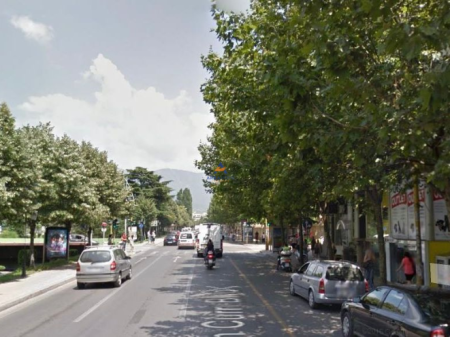 LOCALE COMMERCIALE IN AFFITTO 36M2 "VIA BAJRAM CURRI" 100.000 LEKE