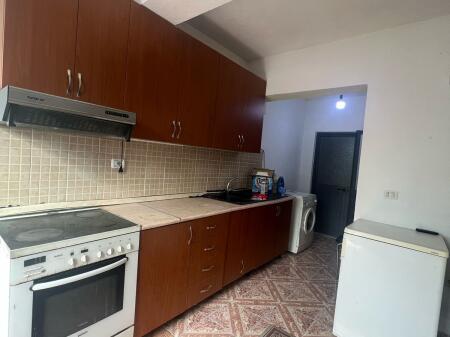  Private house for rent – End of New Boulevard!