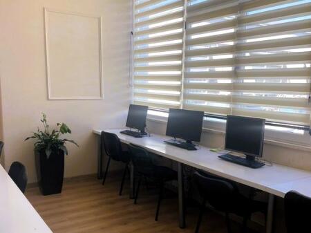 LOCALE PER UFFICI IN AFFITTO 170M/2 PRESSO IL COMPLESSO KIKA 2!