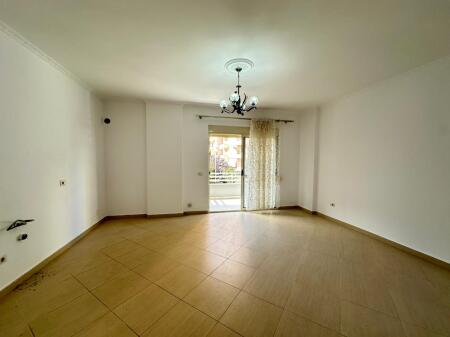 Apartament ne shitje 2+1 / Vlore