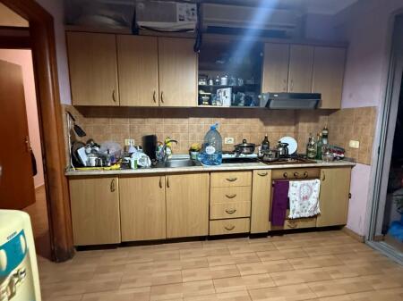 JEPET APARTAMENT ME QERA 2+1+BALLKON "PRANE BKT, PAZAR I RI" 500 EURO (I DISKUTUESHEM)