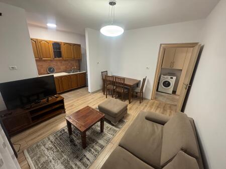 Apartment for rent 2+1 – Near the Asl complex, “Kongresi i Manastirit” Street  • Area: 2 bedrooms + 1 living room  • Floor: 3, existing building  • Condition: Fully furnished  • Price: 45,000 new lek