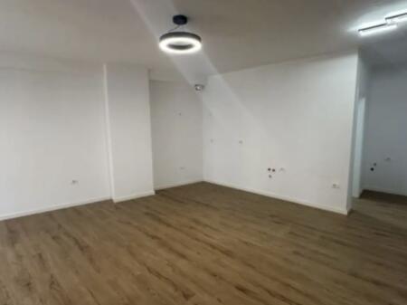 Apartament 2+1 per shitje ne Astir me parkim te perfshire