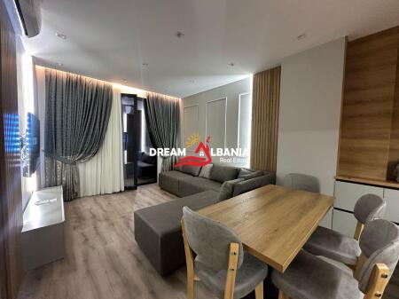 Super Appartamento 1+1+Posto Auto in Affitto vicino al Mercato Nuovo, vicino alla Scuola Rossa a Tirana(ID 42111170)