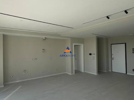 BUSINESS PREMISES FOR RENT 160M2 "ASTIR" 2,000 EURO