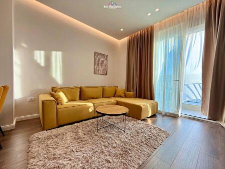 Appartamento In Affitto 2+1 Vicino Komuna e Parisit (ID B2201512) Tirana