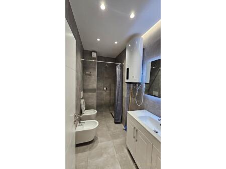 Apartament me qira – Rruga Jordan Misja Bulevardi i Ri!