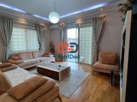 Tek Liqeni I Thate, Shitet Super Apartament 2+1 Me Planimetri Perfekte!!!
