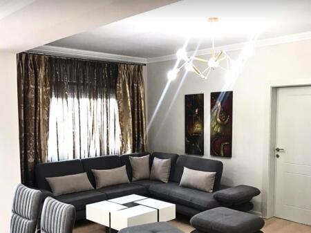 Apartament me Qira në Qender te Tiranës