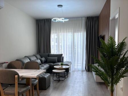 Apartament 2+1 i pabanuar më parë  Zogu i Zi