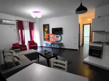 OCCASIONE!!! A Don Bosko Vendesi Appartamento 1+1 E Spazio Commerciale Con Ingresso Dedicato!