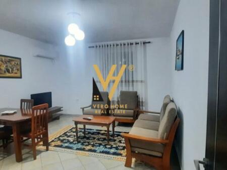JEPET APARTAMENT 2+1+BLK ME QERA TE STACIONI I TRENIT 65.000 LEKE