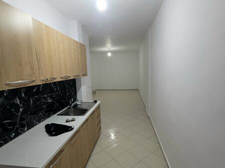 Apartament me qera 2+1