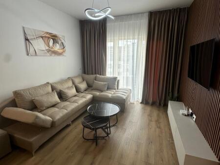  APARTAMENT ME QIRA 2+1 – QENDRA E TIRANËS Zogu i Zi