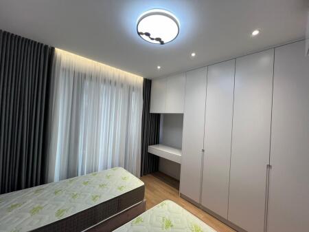 APARTAMENT 2+1+2 PER QERA TEK BULEVARDI RI!
