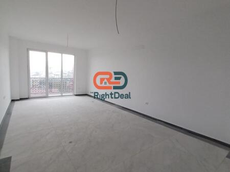 Da Golden Hands a Paskuqan, Appartamento 2+1+2 in Vendita, Con Planimetria Regolare!!