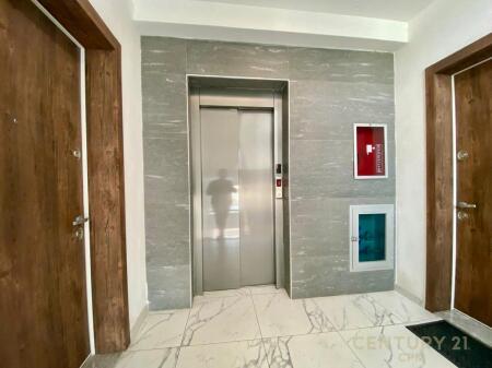NE KOMUNEN E PARISIT JAPIM APARTAMENT 2+1+2+POST PARKIMI ME QIRA !