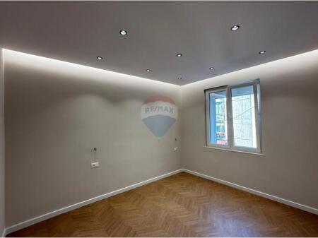 Ne shitje apartament 2+1 Rr.Myslym Shyri!
