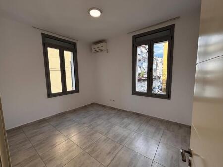 OFFICE FOR RENT - NEAR THE MEDRESEJA