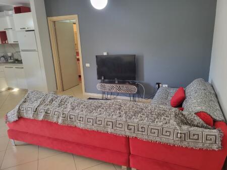 Apartament me qera 2+1+2 + post parkim te Kopshti Botanik