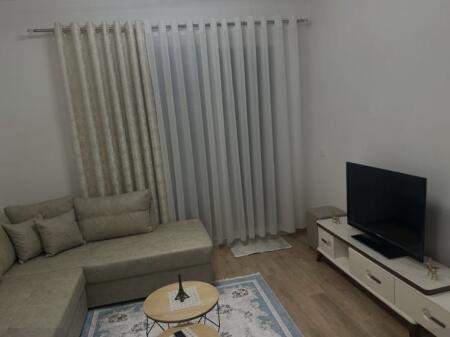 Apartment 2+1, Univers City!