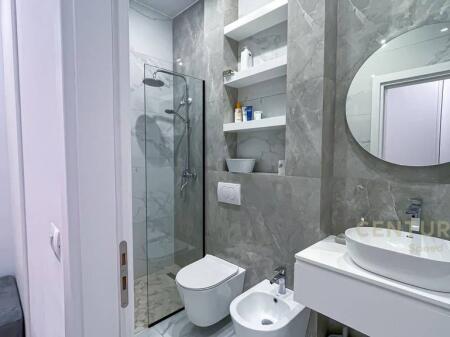 Apartament me qira 1+1 në Rrugën e Kosovareve!!