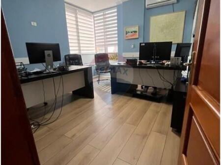 Ambiente per ufficio, 2+1 in Centro!