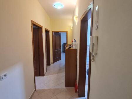 2+1,piano villa arredato, Laprake prezzo 500 mila lek