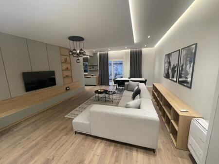 Jepet apartament me qera