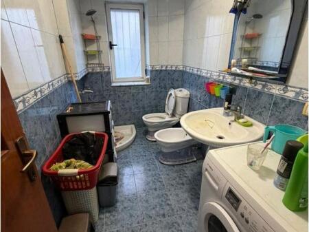 Shesim Apartament 1+1 tek Rr.Hoxha Tahsim