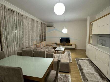 JEPET ME QERA APARTAMENT 2+1 TEK 5MAJI
