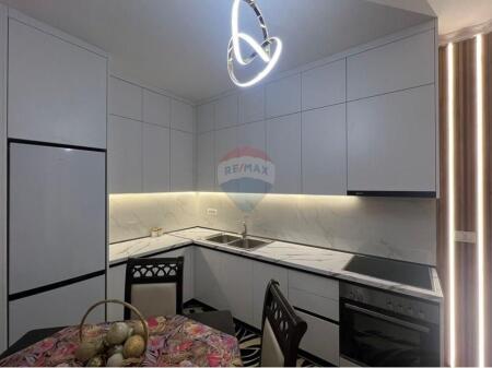 APARTMENT 1+1, ASTIR NEAR THE RING ROAD.