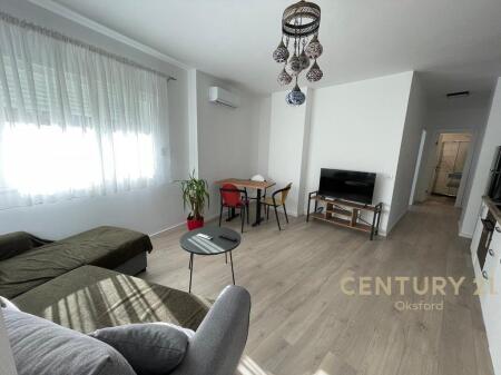 JEPET ME QIRA APARTAMENT 2+1 TE RRUGA E BOGDANEVE 1,100 € /Muaj