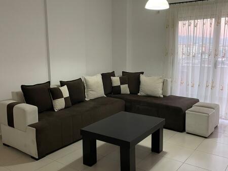 APARTAMENT 3+1+2 ME QIRA - YZBERISHT